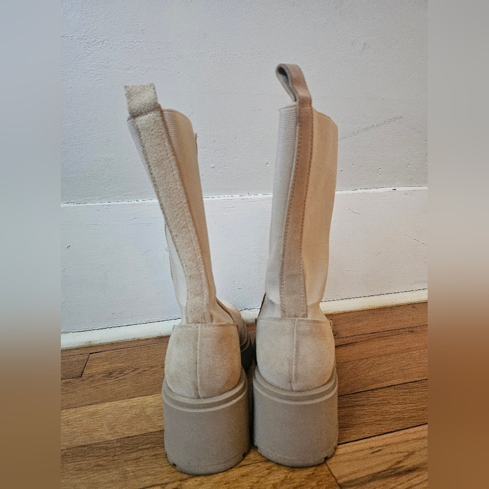 Steve Madden Hesitant Boot In Sand Suede - Picture 6 of 8
